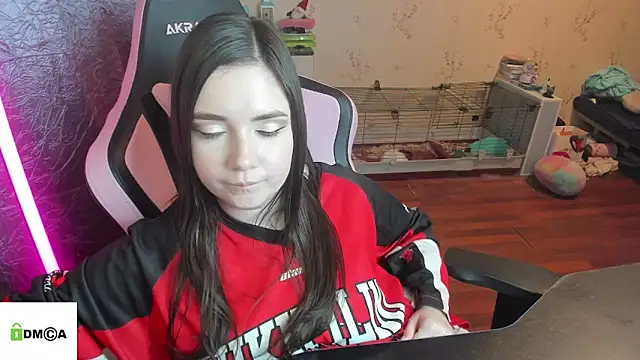 Crazy forest fairy online show from February 5, 3:31 am