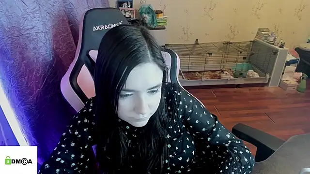 Crazy forest fairy online show from April 1, 10:18 pm