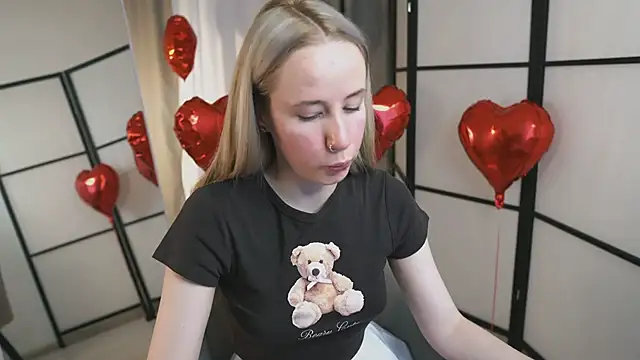 Cassie Kelman online show from February 13, 9:16 pm