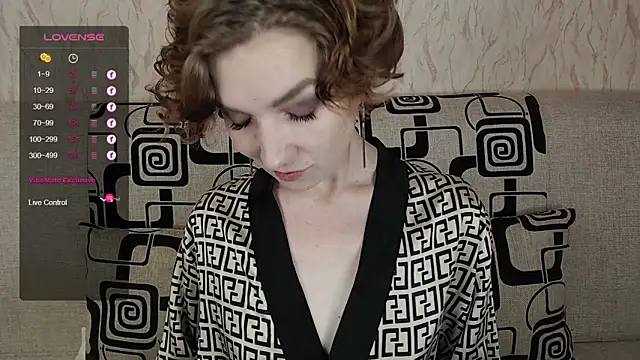 TinaWince online show from October 24, 4:52 am