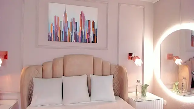 mara brooks online show from February 5, 8:45 pm