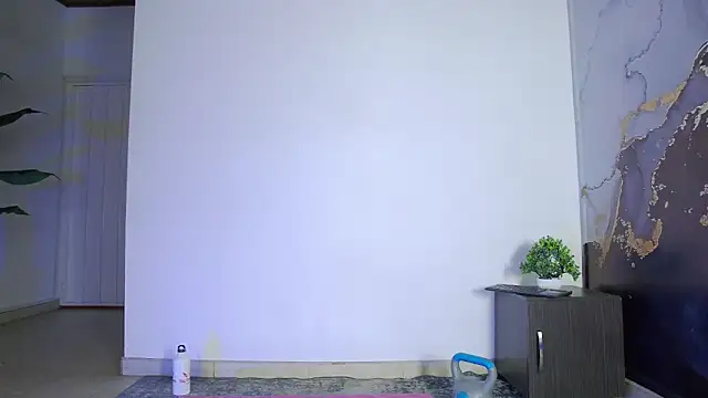 alex noa online show from April 20, 7:28 pm