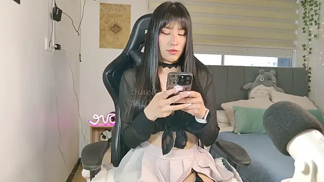 Snapshot of _thaeltaylor chatting on October 19, 10:23 pm thaeltaylor online show from October 19, 10:23 pm