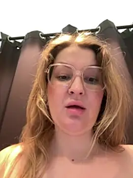 Teya moon  online show from March 20, 1:16 pm