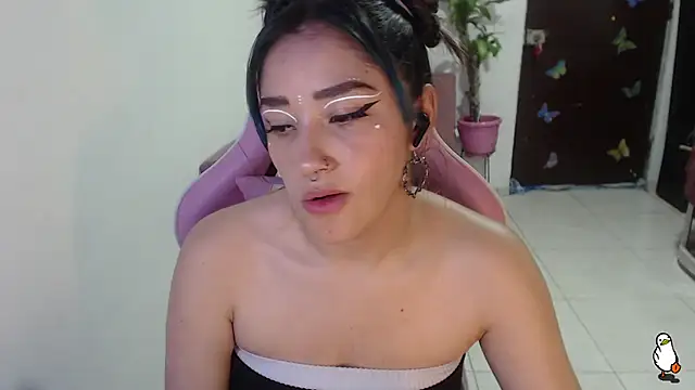 littleangel1 m online show from October 29, 9:28 pm