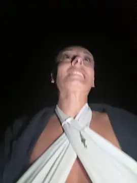 therealbeverlycious online show from February 13, 10:11 pm