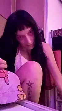 whitetrashdirtyslut online show from November 27, 8:17 am