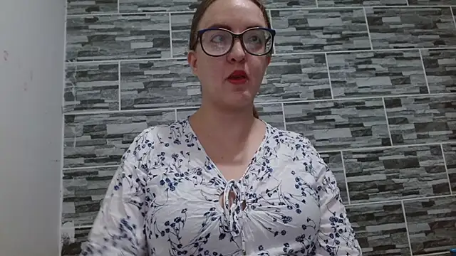 Venus Santana online show from May 2, 4:54 pm