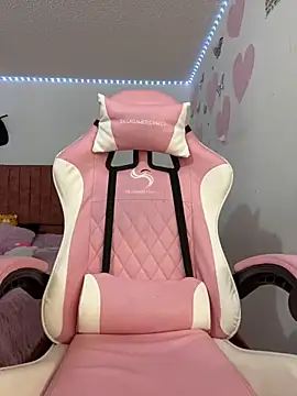 Bunny sexy01 online show from October 12, 10:56 pm