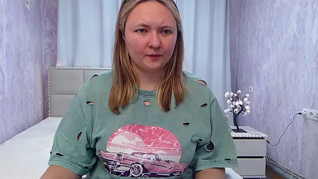 SallyVerda online show from May 29, 5:55 pm