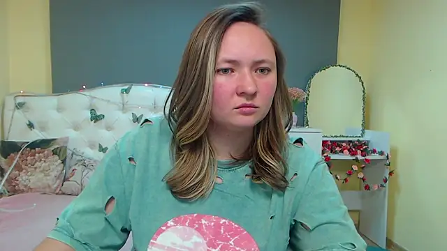 SallyVerda online show from April 20, 5:27 pm