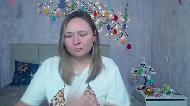 SallyVerda online show from April 14, 6:52 pm