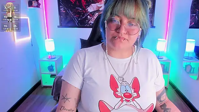 lucky-leah online show from March 14, 6:42 pm