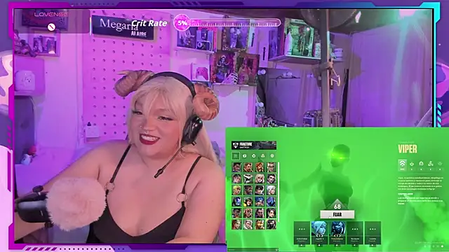 Snapshot of MegariaB chatting on October 12, 4:15 am MegariaB online show from October 12, 4:15 am