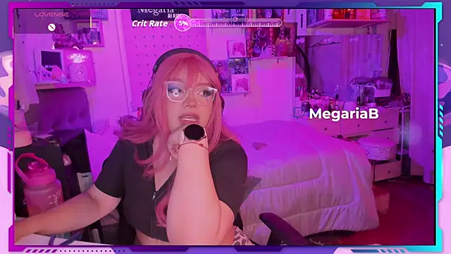 Snapshot of MegariaB chatting on October 29, 4:17 am MegariaB online show from October 29, 4:17 am