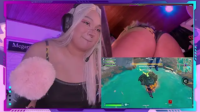 Snapshot of MegariaB chatting on September 15, 4:54 am MegariaB online show from September 15, 4:54 am