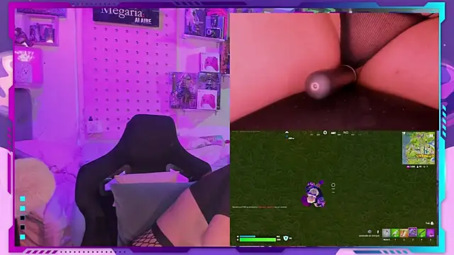 Snapshot of MegariaB chatting on October 10, 4:06 am MegariaB online show from October 10, 4:06 am