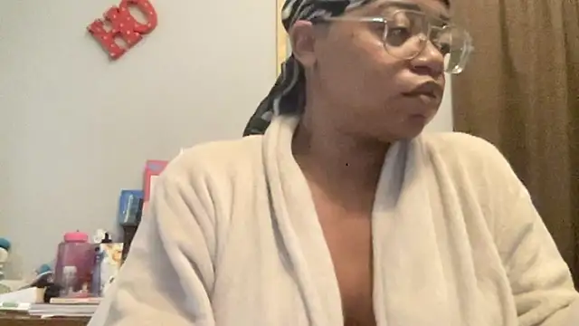 MommyConfident online show from October 8, 1:48 pm