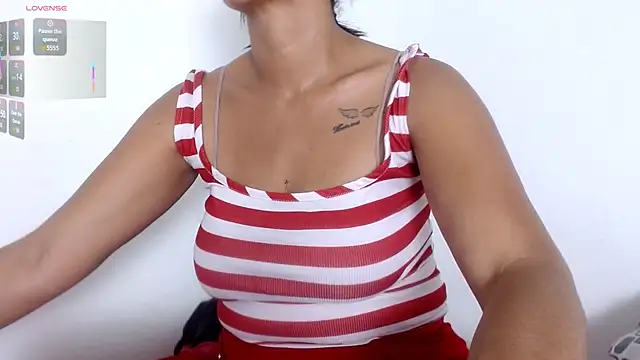 seductivespellvagina80 online show from June 27, 3:40 pm