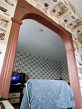 Lady nice cat online show from March 26, 2:58 am