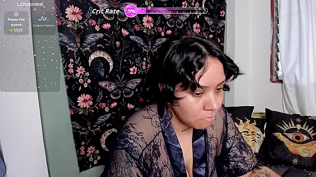 Marinnett11 online show from September 25, 2:05 pm