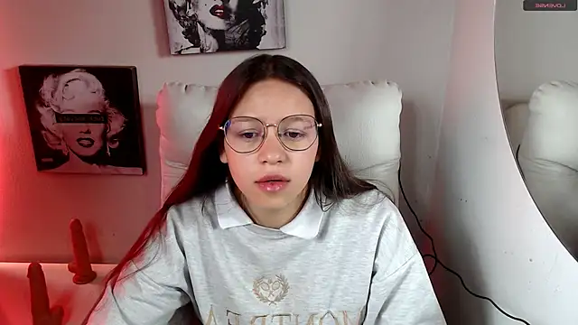 SamanthaRoldaan online show from December 15, 3:06 pm