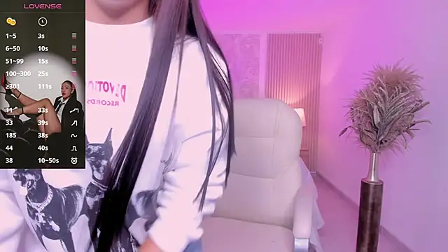 Antonella Grayy online show from April 10, 11:05 am