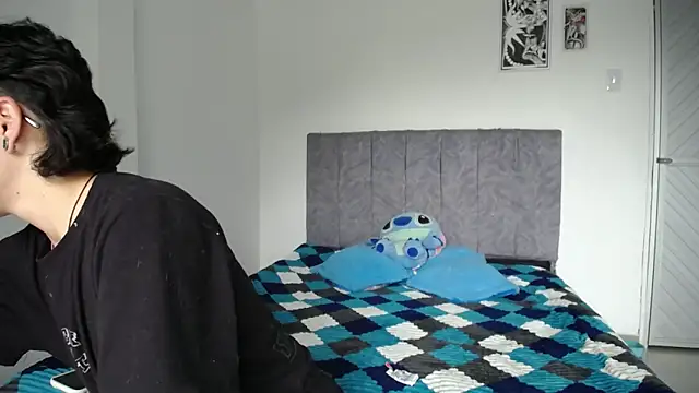 linda 33 online show from February 4, 3:37 pm