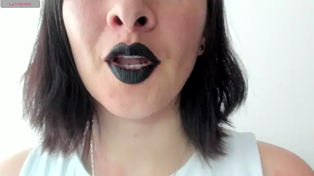 queen fetish online show from January 31, 7:11 pm