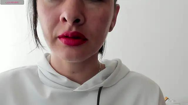 queen fetish online show from November 25, 2:08 pm