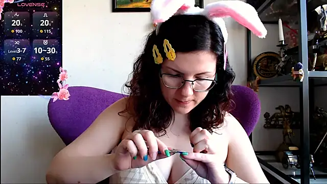 vaders daughter online show from April 5, 3:22 pm