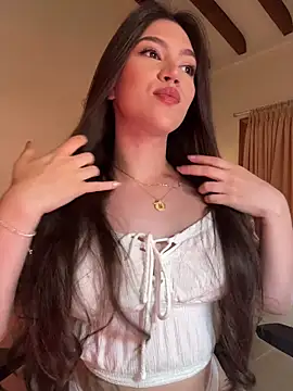 Amelia Rouse online show from February 8, 5:05 pm