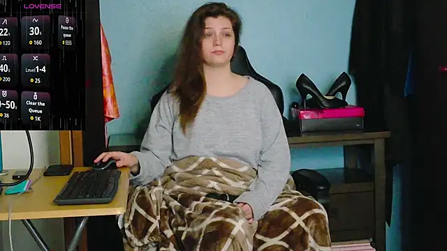 TreeJeanne online show from October 22, 12:21 pm