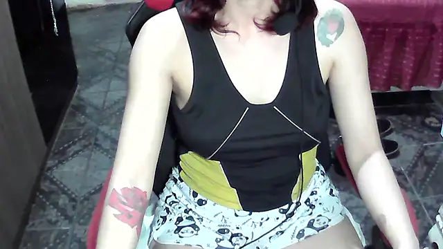 ManuEscarlate13 online show from October 18, 9:23 am