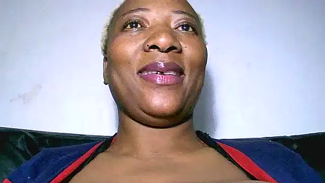 Bustypillows online show from October 29, 6:54 pm