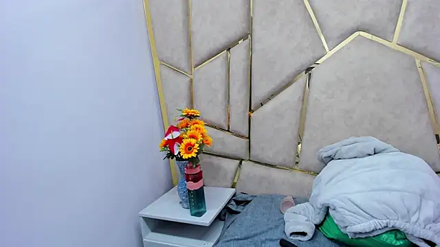 Kloe Candy1 online show from November 26, 4:46 am