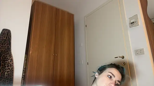 Monicbabe online show from December 21, 4:55 pm