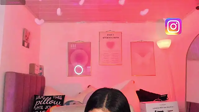 Hinataw33d01 online show from November 6, 4:07 am