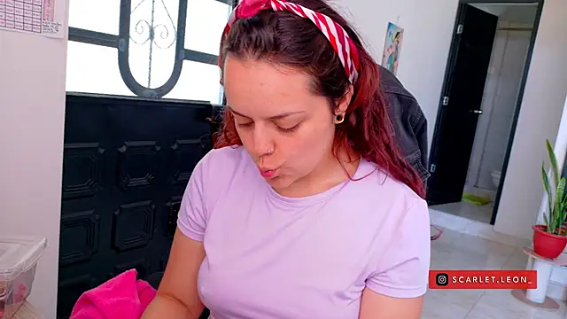Scarletleon77 online show from July 13, 3:13 pm