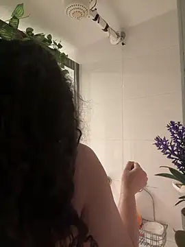 Nathcurly  online show from February 8, 2:48 am