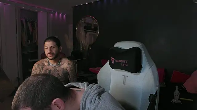 KingCal205 online show from November 13, 6:34 am