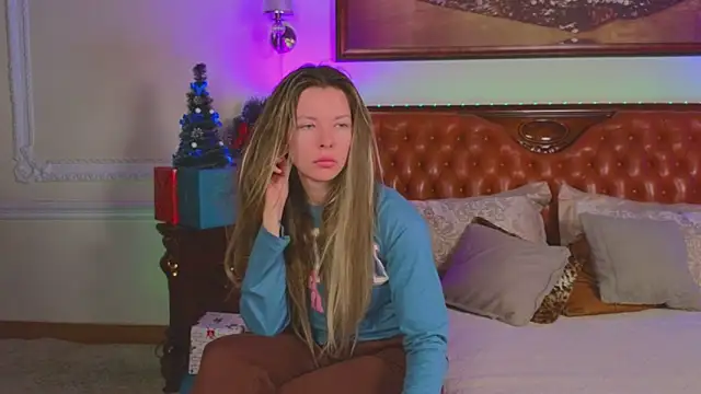 Real Tini online show from December 18, 6:07 am