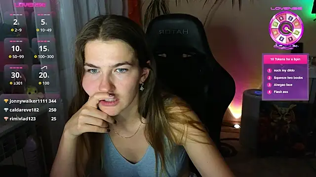 Snapshot of mag1c_eyes1 chatting on October 5, 8:03 pm mag1c eyes1 online show from October 5, 8:03 pm