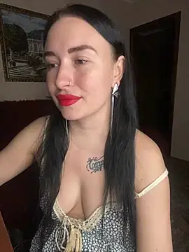 Roxana Bell online show from April 3, 7:56 pm