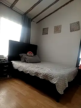 tata laima   online show from April 18, 3:14 pm