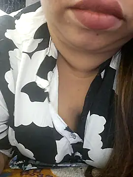 Ravina patil1 online show from January 8, 4:44 pm