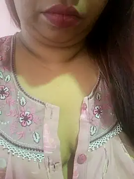 Ravina patil1 online show from March 8, 9:02 am