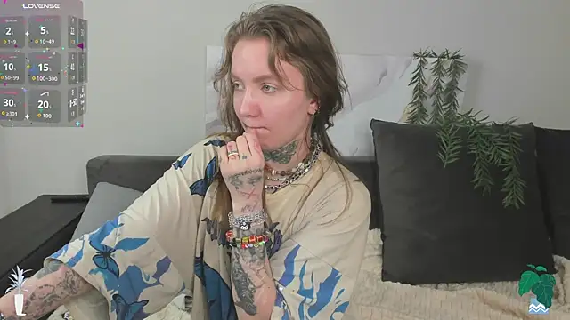 Mary Xextra online show from April 21, 9:27 am