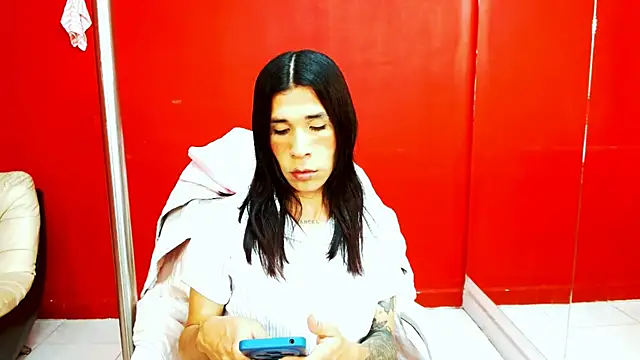 SaraSofia44 online show from March 18, 10:15 pm