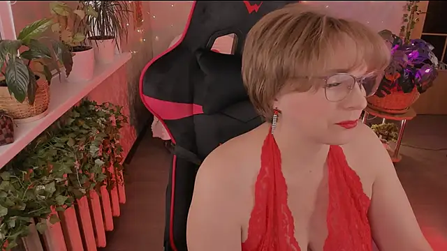 sugar vivien online show from March 8, 11:14 am